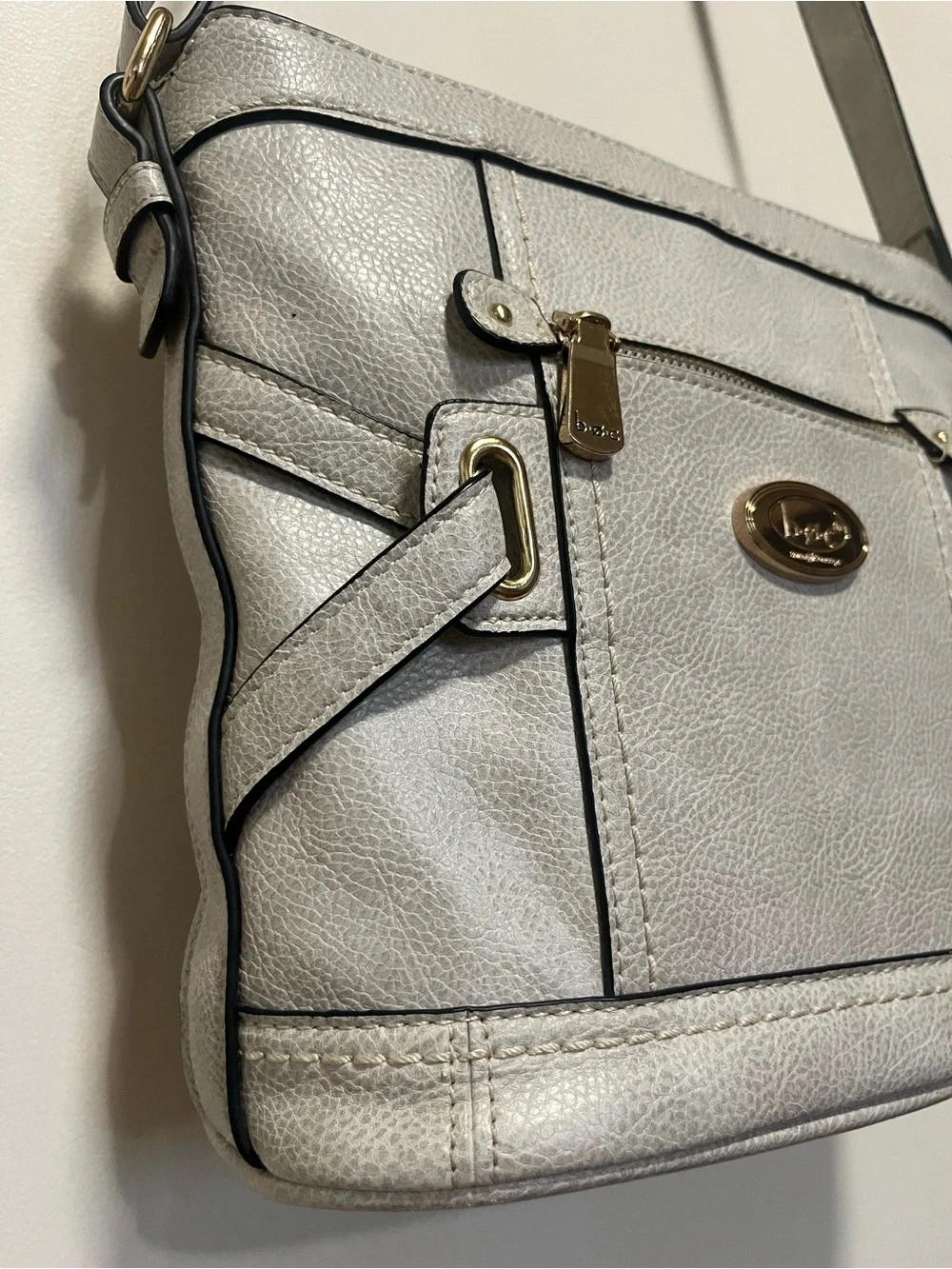 b.o.c Born Concepts Light Gray Crossbody Shoulder Bag